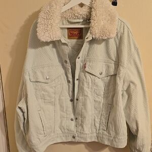 Levi's Cream Sherpa-Lined Denim Jacket